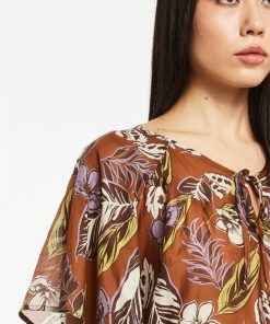 Alternative view of Blusa Gaudi 211FD45025