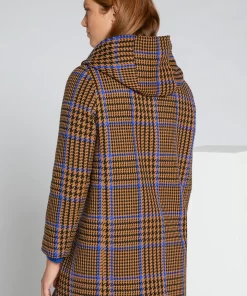 Alternative view of Giaccone LuisaViola 8930F000328N